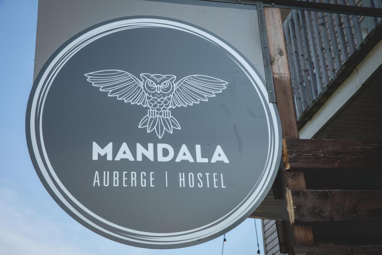 Auberge Mandala Сан-Матью-дю-Пар Екстер'єр фото